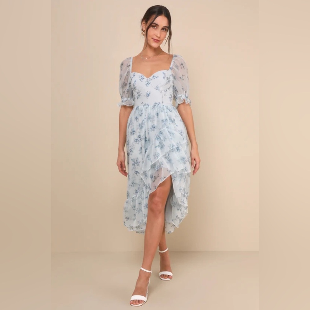 Chic High-Low Dress with Puff Sleeves